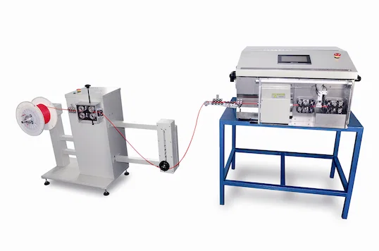 Machine de Coupe et Dénudage de Câble Coaxial WPM-9600S